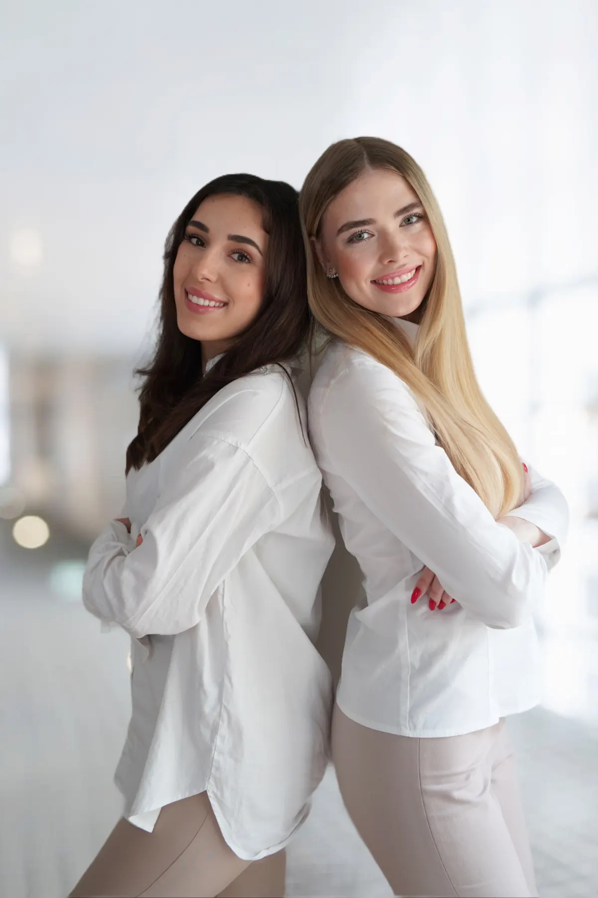 Anna Eckert und Lisa Irani – Co-Autorinnen von Immun gegen emotional unreife Menschen